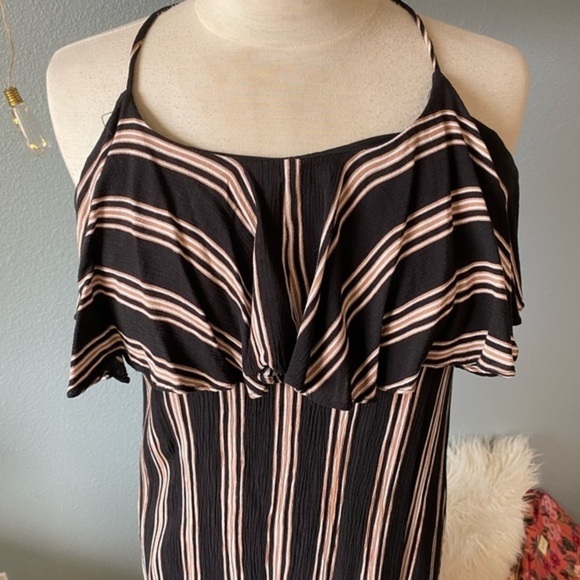 Dress - Picture 3 of 7